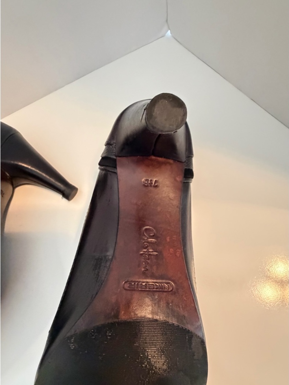 Cole Haan Black Leather Pointed Toe Pumps with Subtle Stitch Detail - Picture 5 of 6